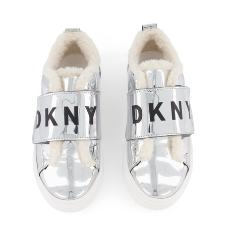 DKNY Sneakersy dziecięce ocieplane futerkiem srebrne